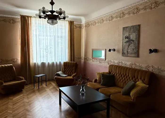 Valdemara Palace - 2 Bedrooms And Free Parking
